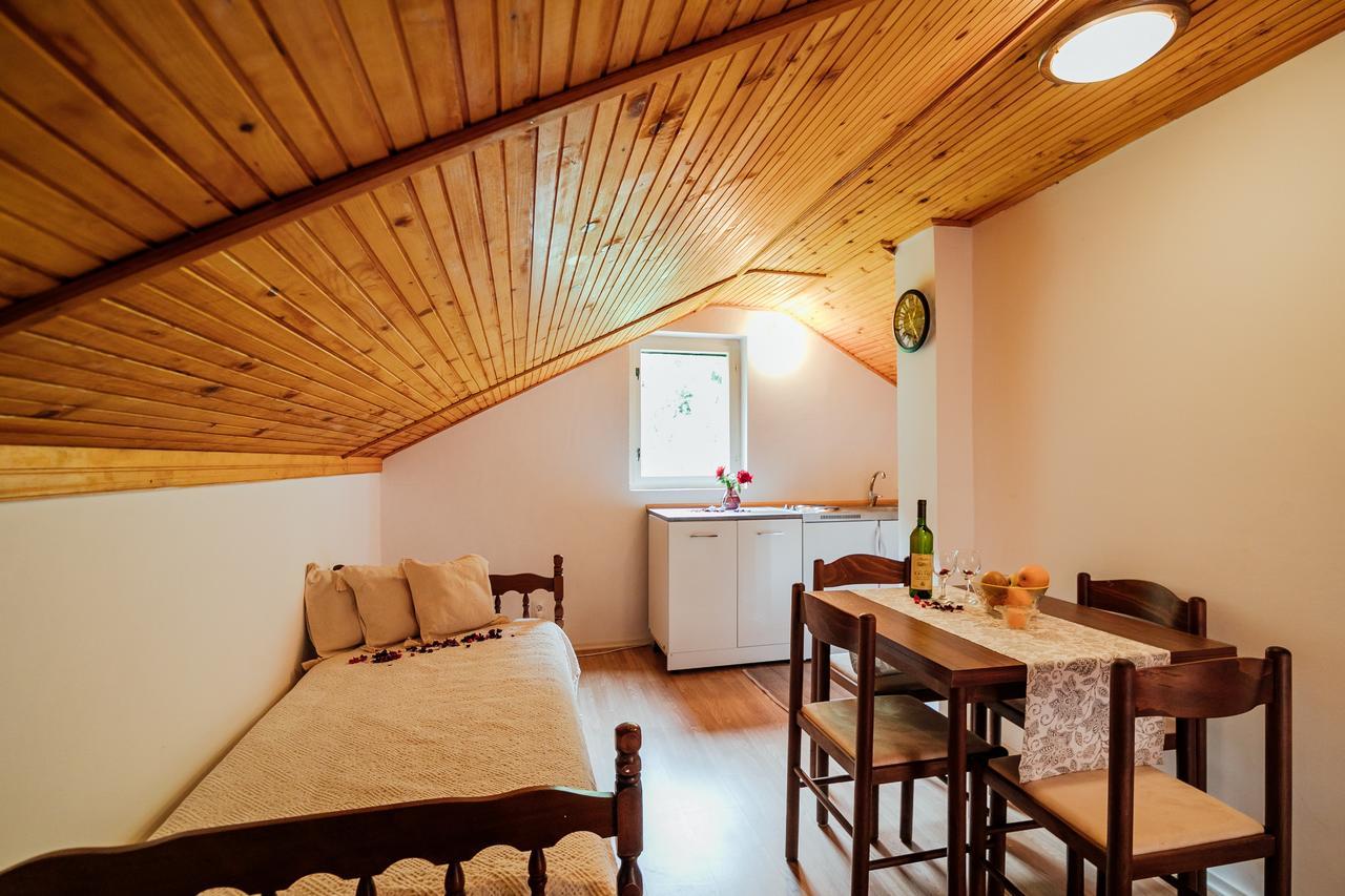 Apartments Sopot Рісан Екстер'єр фото
