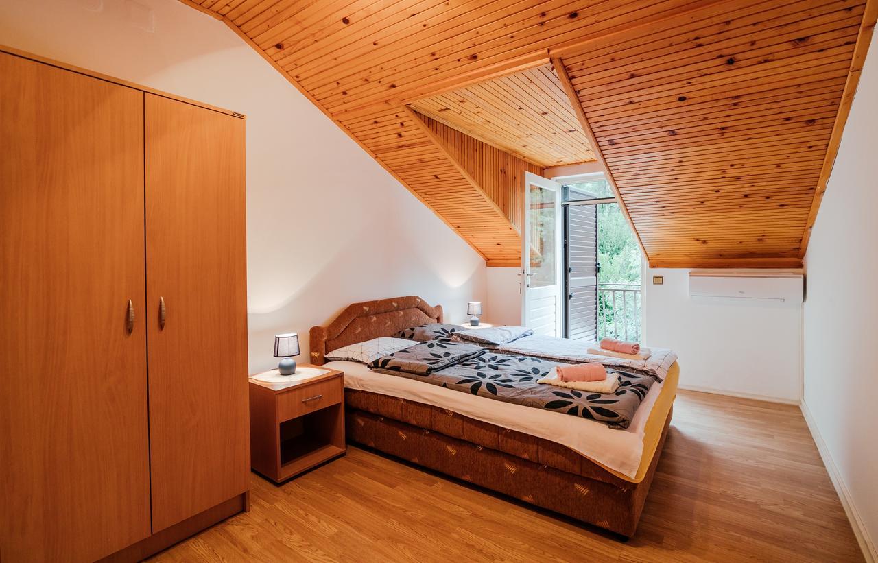 Apartments Sopot Рісан Екстер'єр фото